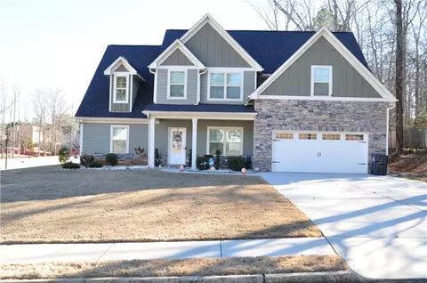 328 Smallwood Ln, Douglasville, GA 30134