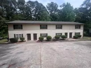 5954 Stonewall Dr, Union City, GA 30291
