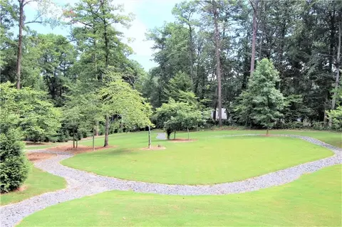 Exterior - 1980 Raven Way, Chamblee, GA 30341 photo 11 of 13