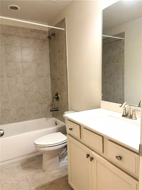 Bath - 1980 Raven Way, Chamblee, GA 30341 photo 5 of 6