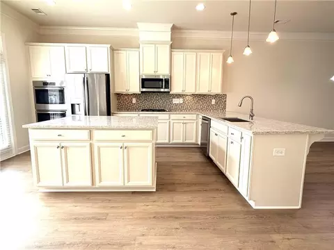 Kitchen - 1980 Raven Way, Chamblee, GA 30341 photo 2 of 8