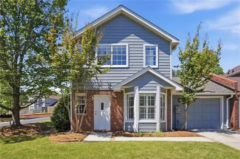 102 Fowler Ct, Decatur, GA 30030