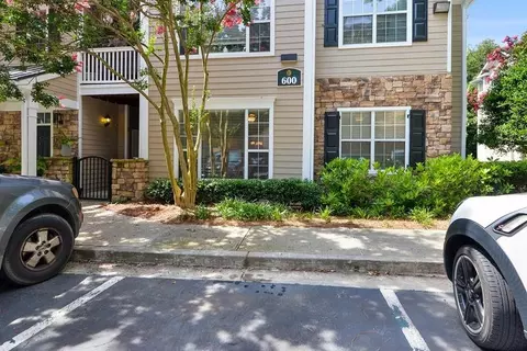 2400 Cumberland Pkwy SE #611, Atlanta, GA 30339