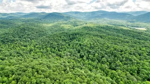 Trt B Cascade Drive, Jasper, GA 30143