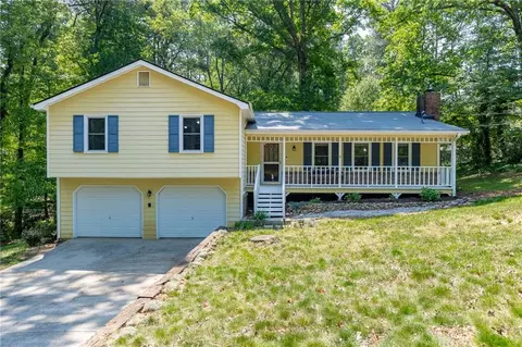 2549 Kings Pistol Ct, Grayson, GA 30017