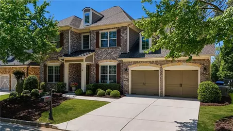 914 Urban Ash Ct, Alpharetta, GA 30022