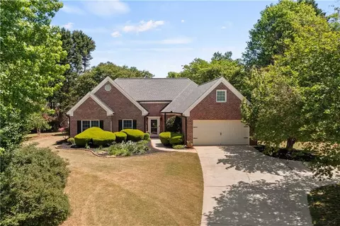 2230 Ellen Ln, Cumming, GA 30040
