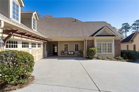 2472 Ballantrae Cir, Cumming, GA 30041