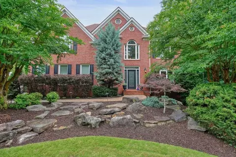3232 Eagle Watch Dr, Woodstock, GA 30189
