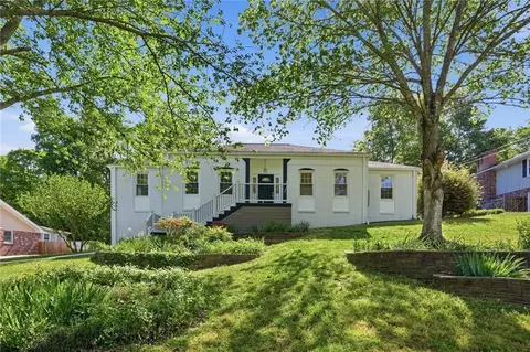 663 Foxcroft Cir SE, Marietta, GA 30067