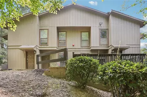 2808 Cumberland Ct SE, Smyrna, GA 30080