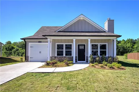 138 Sunflower Cir NE, Cartersville, GA 30121