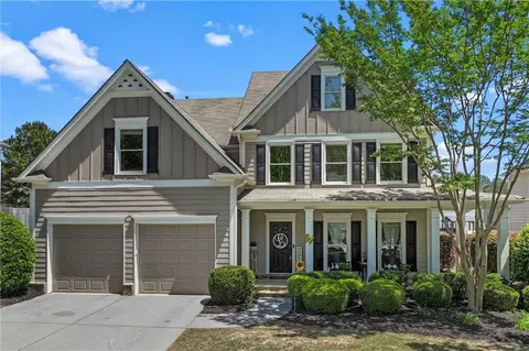 125 Fallen Oak Dr, Dallas, GA 30132