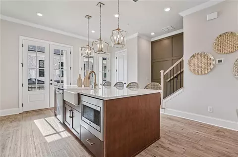 225 Midnight Oak Run #7, Alpharetta, GA 30009