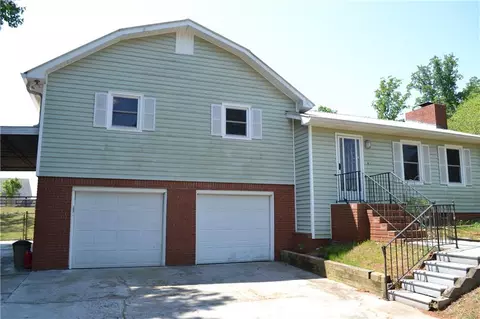 105 Trickum Hills Dr, Woodstock, GA 30188
