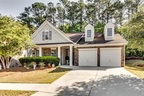 1427 Preserve Park Dr, Loganville, GA 30052