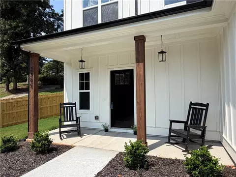 3035 Hamilton Rd, Cumming, GA 30041