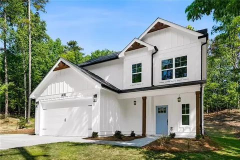 3035 Hamilton Rd, Cumming, GA 30041