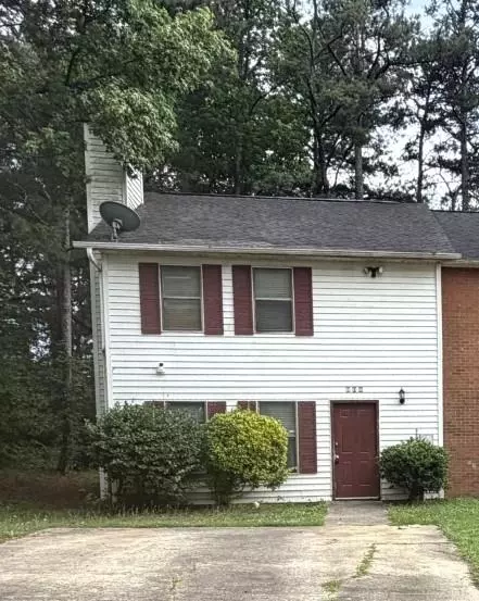 906 Silverwood Dr, Atlanta, GA 30349