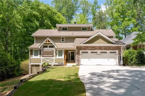 385 Sundown Dr, Dawsonville, GA 30534