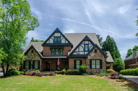 1667 Fernstone Dr NW, Acworth, GA 30101