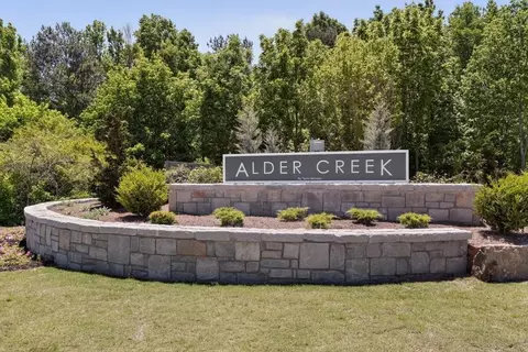 749 Meadow Ridge Ln, Cumming, GA 30040