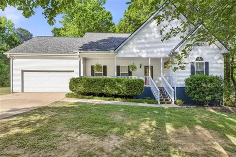 17 Gober Dr, Commerce, GA 30530