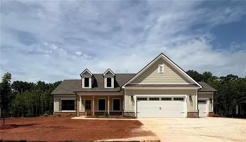 363 Weslyn Dr, Social Circle, GA 30025