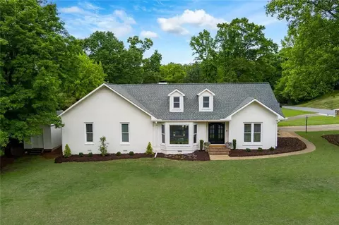 945 Hidden Hollow Dr, Marietta, GA 30068
