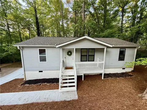 140 Rosewood Dr, Dallas, GA 30132