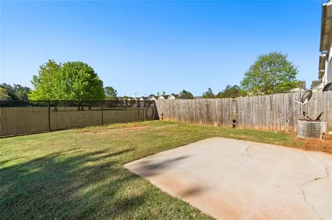 Exterior - 230 Crestfield Cir, Covington, GA 30016 photo 4 of 8