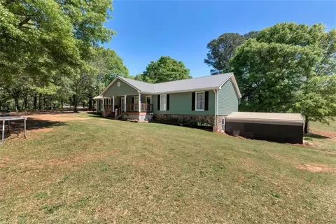 Exterior - 73 Kellogg Dr, Colbert, GA 30628 photo 15 of 19