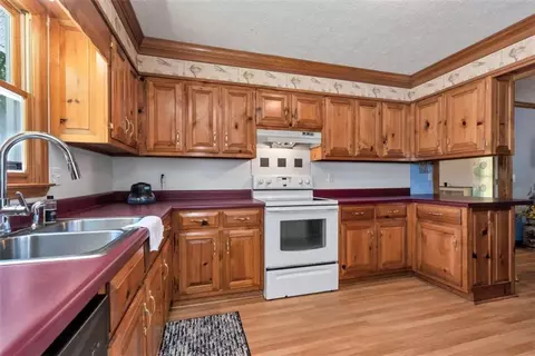 Kitchen - 73 Kellogg Dr, Colbert, GA 30628 photo 1 of 4