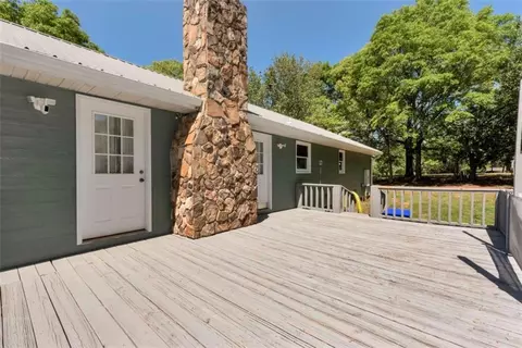 Exterior - 73 Kellogg Dr, Colbert, GA 30628 photo 18 of 19