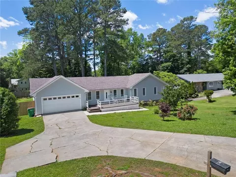 493 Greg Dr SW, Lilburn, GA 30047
