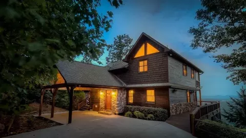 173 Sunrock Mountain Trl, Blue Ridge, GA 30513