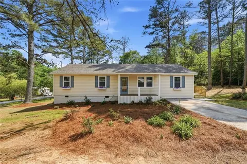 166 Old Stone Rd, Villa Rica, GA 30180