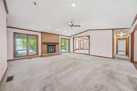 Living - 111 Bear Creek Trl, Hampton, GA 30228 photo 3 of 4