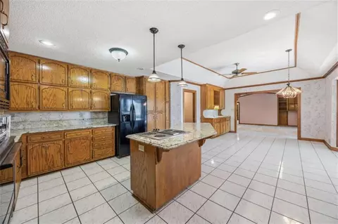 Kitchen - 111 Bear Creek Trl, Hampton, GA 30228 photo 4 of 4