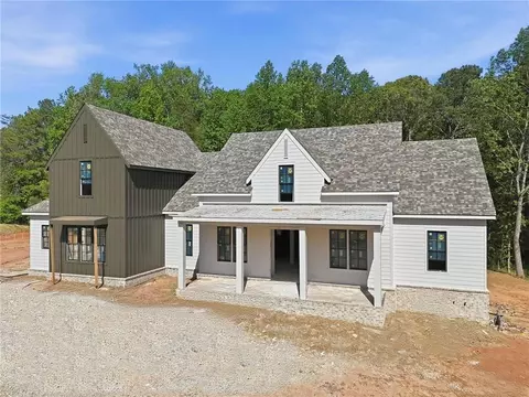 203 Memory Ln, Canton, GA 30115