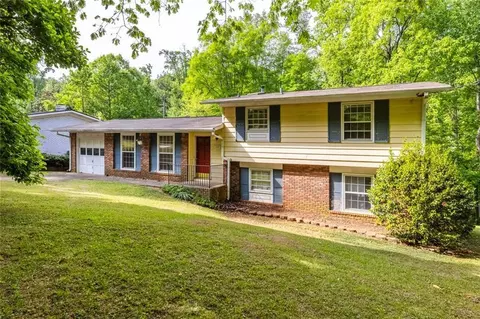 1569 Bubbling Creek Rd NE, Atlanta, GA 30319