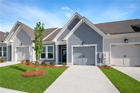 22 Harmony Cir, Cartersville, GA 30120