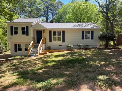 2043 White Oak Cir NW, Kennesaw, GA 30144