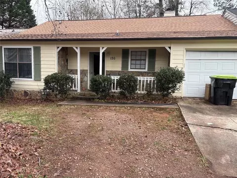 126 Oak Cir S, Stockbridge, GA 30281