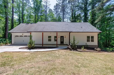 4299 Stonewall Tell Rd, Atlanta, GA 30349