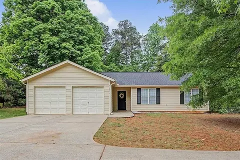 2927 Jim Owens Rd NW, Kennesaw, GA 30152