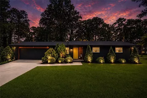1746 Camperdown Cir, Decatur, GA 30035
