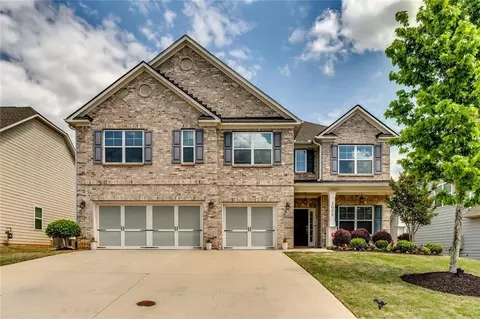 2000 Woodmont Dr, Douglasville, GA 30135