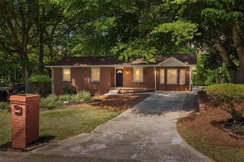 2522 Frost Dr SW, Marietta, GA 30008