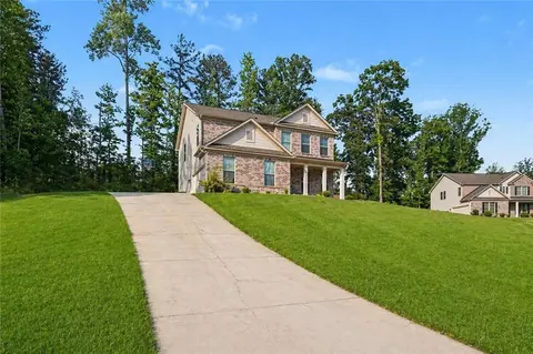 411 Arden Pl, Ellenwood, GA 30294